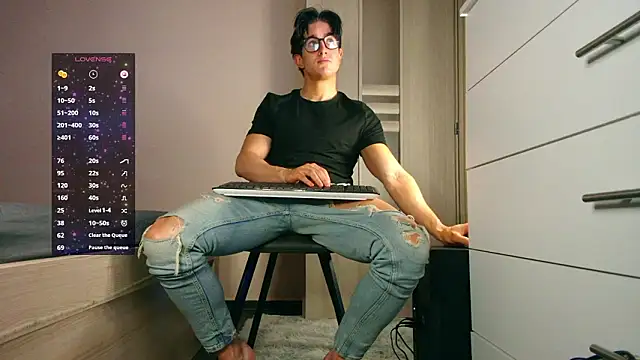 ChristianLevine  online show from 03/16/26, 08:29