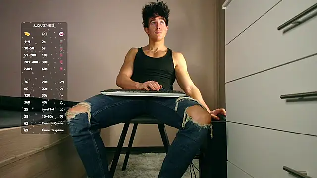 ChristianLevine  online show from 03/23/26, 05:44