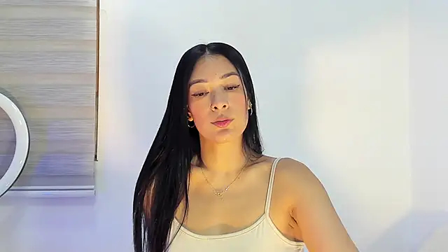 bella hadid1  online show from 02/25/26, 02:43