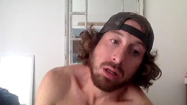 Snapshot of sirchubster chatting on 10/14/25, 09:04 sirchubster online show from 10/14/25, 09:04