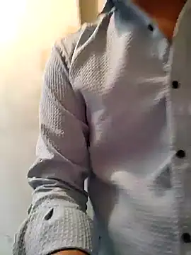 Vickyy 001 online show from 01/18/25, 12:15