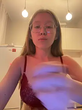 Snapshot of Eva_Weyne chatting on 01/03/25, 05:10 Eva Weyne online show from 01/03/25, 05:10