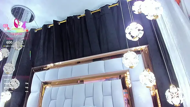 SarayRoyse online show from 12/22/25, 07:22