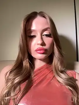 Snapshot of Sweet__Milly chatting on 02/20/26, 07:58 Sweet Milly online show from 02/20/26, 07:58