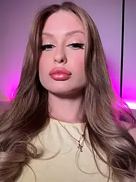 Snapshot of Sweet__Milly chatting on 03/01/26, 03:03 Sweet Milly online show from 03/01/26, 03:03