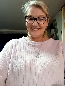irinamaux online show from 05/11/26, 02:01