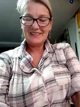 irinamaux online show from 05/23/26, 07:40