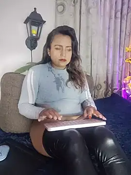 silvana queen07 online show from 07/02/26, 04:24