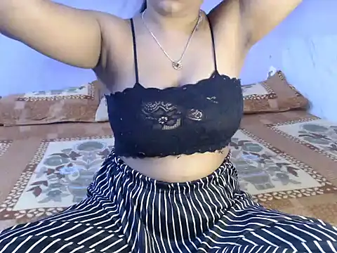 Snapshot of Freya_nia chatting on 12/24/24, 09:39 Freya nia online show from 12/24/24, 09:39