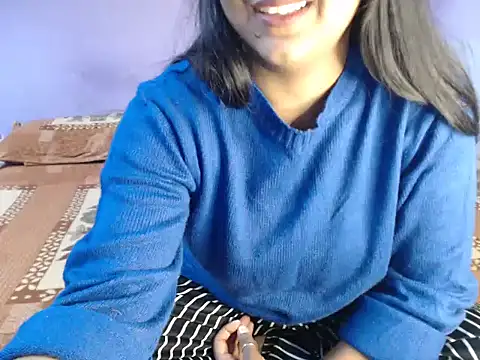 Snapshot of Freya_nia chatting on 12/24/24, 12:44 Freya nia online show from 12/24/24, 12:44