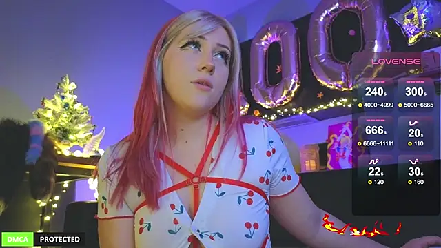 Snapshot of princess_sofiee chatting on 12/13/25, 07:53 princess sofiee online show from 12/13/25, 07:53