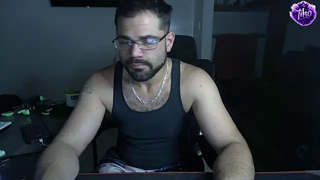 Zander823 online show from 03/31/26, 03:30