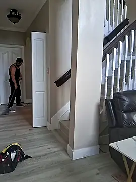 Zander823 online show from 04/05/26, 06:16