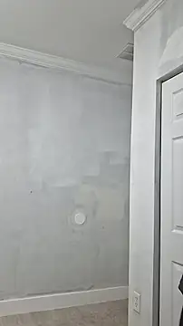 Zander823 online show from 04/19/26, 01:49