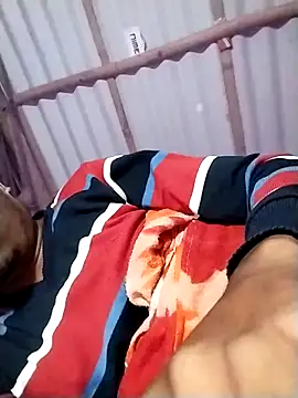 Snapshot of ErRakesh1 chatting on 11/17/25, 04:46 ErRakesh1 online show from 11/17/25, 04:46