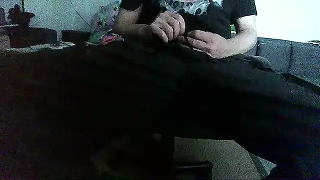 Snapshot of Natural_Active chatting on 12/17/25, 12:55 Natural Active online show from 12/17/25, 12:55