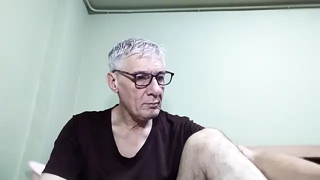 BIGUNCUTHARDCOCK online show from 10/24/25, 01:35