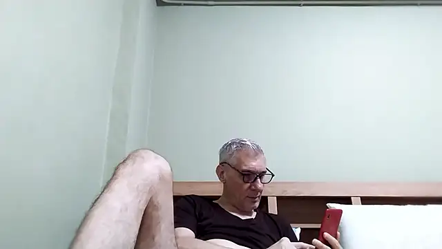 BIGUNCUTHARDCOCK online show from 01/15/26, 01:21