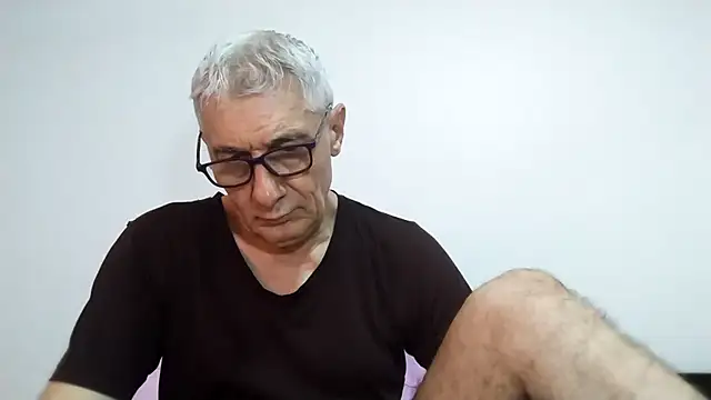 BIGUNCUTHARDCOCK online show from 04/13/26, 02:06