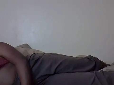 Giannah01 online show from 11/15/25, 09:06