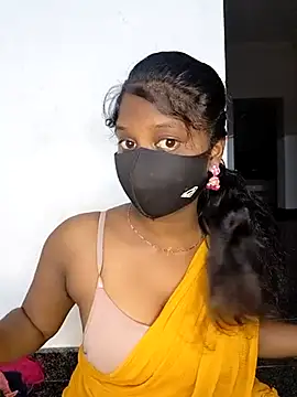 Snapshot of tamilachi4u chatting on 12/12/24, 05:04 tamilachi4u online show from 12/12/24, 05:04