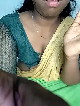 Snapshot of tamilachi4u chatting on 12/21/24, 03:09 tamilachi4u online show from 12/21/24, 03:09