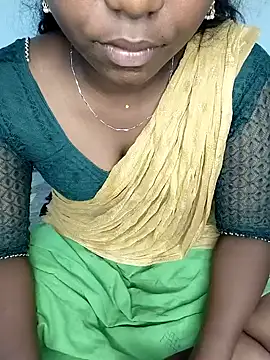 Snapshot of tamilachi4u chatting on 12/21/24, 06:12 tamilachi4u online show from 12/21/24, 06:12