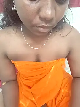 Snapshot of tamilachi4u chatting on 12/30/24, 05:34 tamilachi4u online show from 12/30/24, 05:34