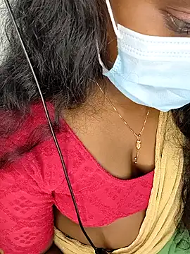 Snapshot of tamilachi4u chatting on 02/16/25, 05:04 tamilachi4u online show from 02/16/25, 05:04