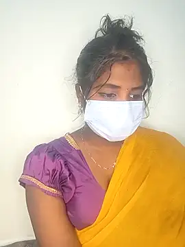 Snapshot of tamilachi4u chatting on 03/09/25, 04:44 tamilachi4u online show from 03/09/25, 04:44