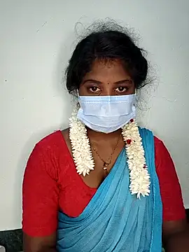 Snapshot of tamilachi4u chatting on 03/15/25, 02:01 tamilachi4u online show from 03/15/25, 02:01