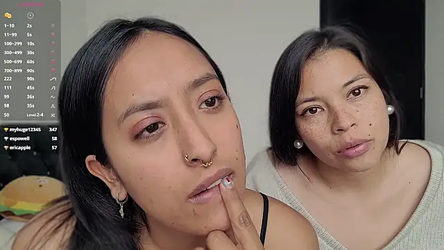 Snapshot of 2SummerLove1 chatting on 12/27/24, 05:48 2SummerLove1 online show from 12/27/24, 05:48