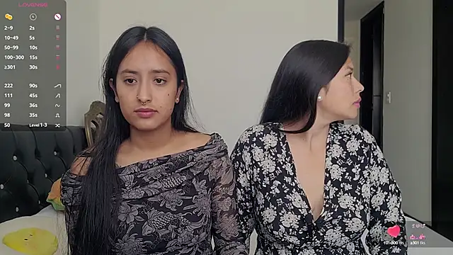 Snapshot of 2SummerLove1 chatting on 01/26/25, 03:36 2SummerLove1 online show from 01/26/25, 03:36