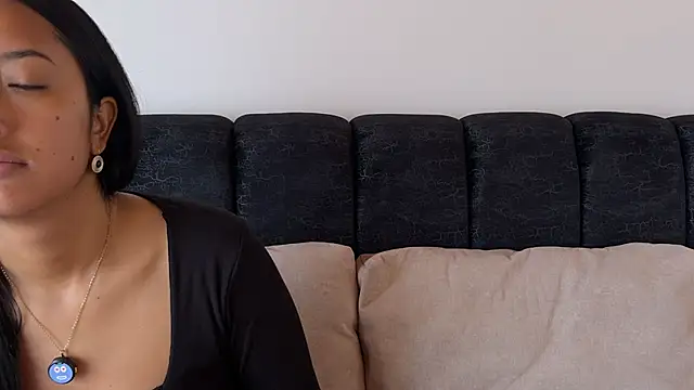 Snapshot of 2SummerLove1 chatting on 09/22/25, 02:41 2SummerLove1 online show from 09/22/25, 02:41