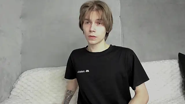 Snapshot of Makentoshi_ chatting on 09/19/25, 05:46 Makentoshi online show from 09/19/25, 05:46