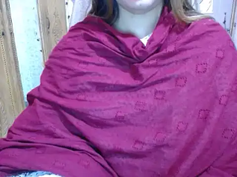 Snapshot of SohanaSabaSexy chatting on 12/20/24, 03:00 SohanaSabaSexy online show from 12/20/24, 03:00