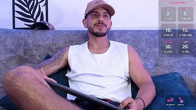 Snapshot of Bruno_Mattos chatting on 11/26/25, 02:34 Bruno Mattos online show from 11/26/25, 02:34