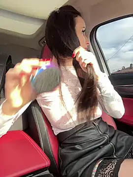 Snapshot of _AHHA_ chatting on 03/11/25, 07:37 AHHA online show from 03/11/25, 07:37