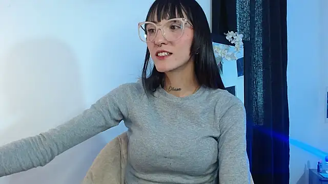 Sakura and yuki online show from 02/26/25, 08:22