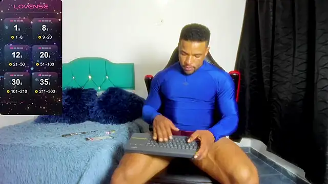 estebanlobo- online show from 12/16/24, 09:09