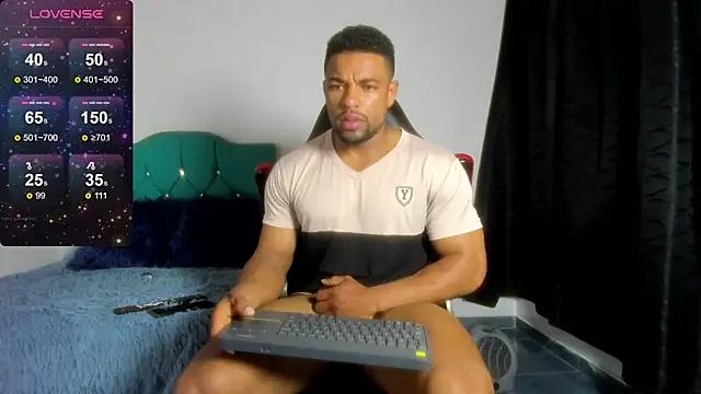 estebanlobo- online show from 12/20/24, 10:16