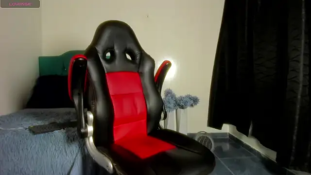 estebanlobo- online show from 01/18/25, 05:26