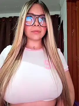 CristalGmez online show from 03/26/26, 04:29