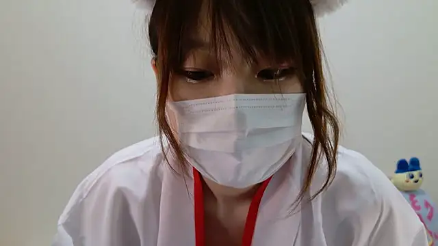 hi---chan- online show from 01/04/25, 03:50