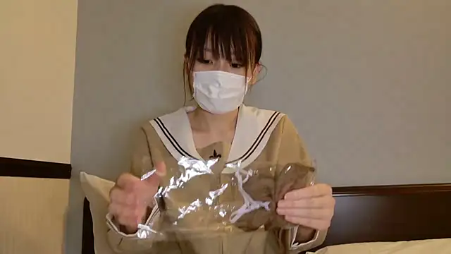 hi---chan- online show from 01/18/25, 09:24