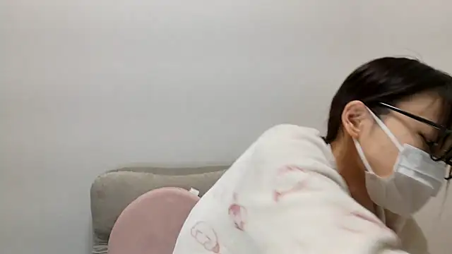 hi---chan- online show from 01/30/25, 08:21