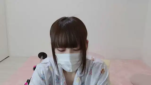 hi---chan- online show from 09/10/25, 06:08