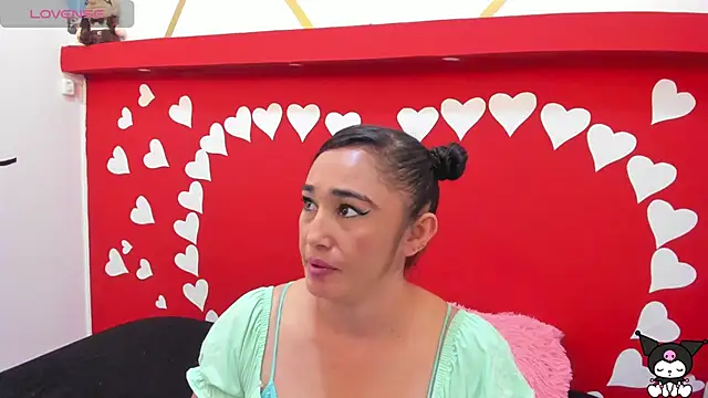 Snapshot of charlotte-11 chatting on 03/11/25, 06:08 charlotte-11 online show from 03/11/25, 06:08