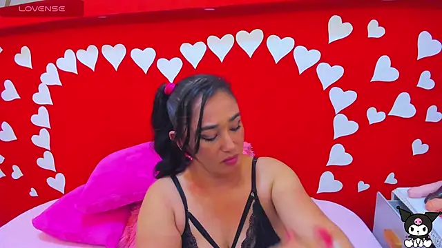 Snapshot of charlotte-11 chatting on 03/17/25, 03:29 charlotte-11 online show from 03/17/25, 03:29