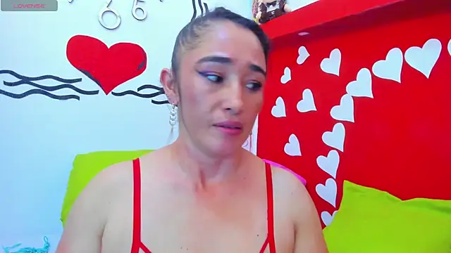 Snapshot of charlotte-11 chatting on 03/20/25, 09:13 charlotte-11 online show from 03/20/25, 09:13